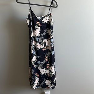 FLORAL SLIP DRESS